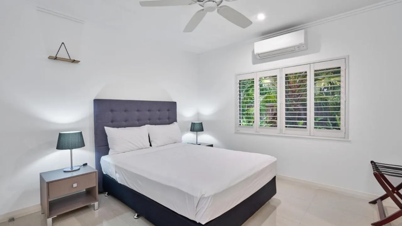 Holiday home Show Stopper Villa Kewarra Beach Australia