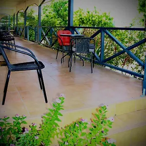 4* Motel Matildas End Units